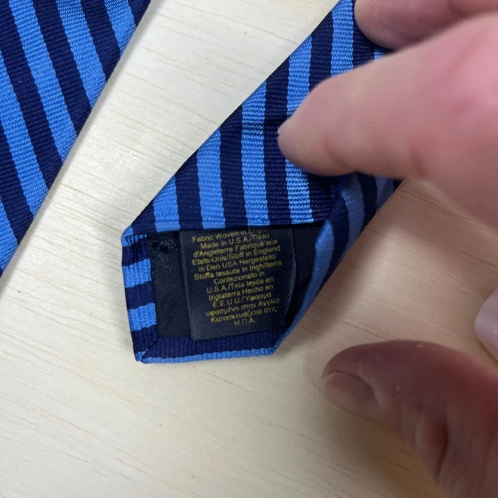 Brooks Brothers Makers Necktie Navy Light Blue Repp Stripe Silk Made in USA